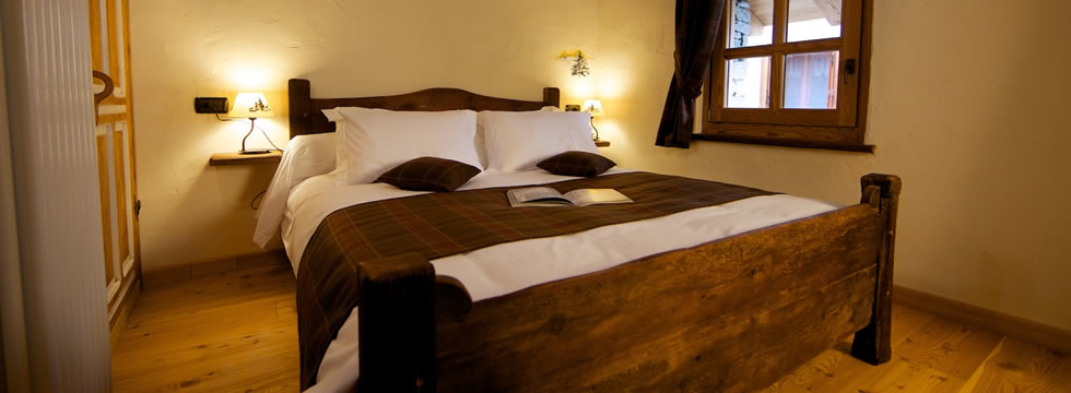 La camera Abete rosso del Bed and Breakfast A Barma Drola di Brusson, in Val d'Ayas