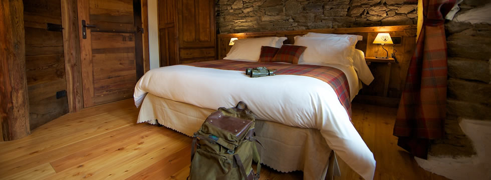 La camera Ciliegio del Bed and Breakfast A Barma Drola di Brusson, in Val d'Ayas